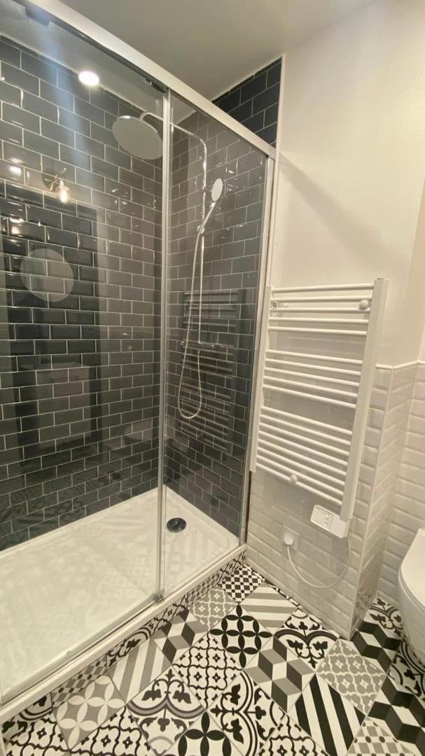 Appartement Lumineux Proche Saint-Lazare - 8P 巴黎 外观 照片